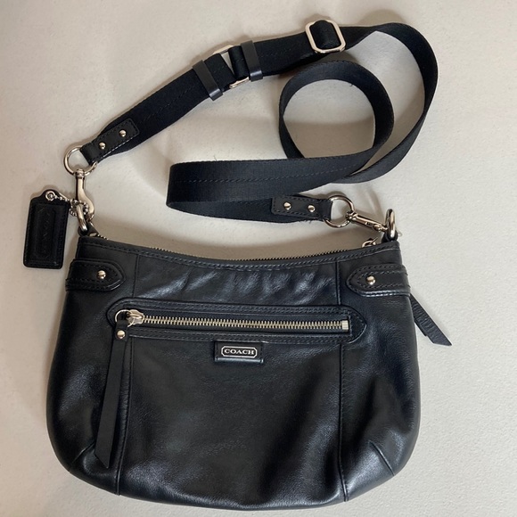 Do you have? 様 COACH ブラックレザー バッグ COACH ブラックレザーショルダーバッグ